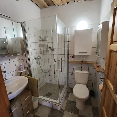 Mit Modernem Flair Apartamento Zalalövő