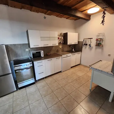 Mit Modernem Flair Apartamento